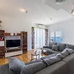 Casa Di Tenor منزل للإقامة