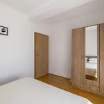 Casa Di Tenor * سبليت