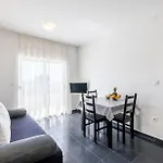 Casa Di Tenor سبليت