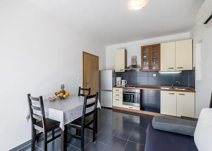 Casa Di Tenor בית אירוח