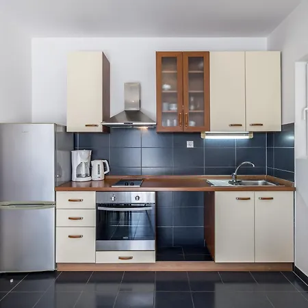 Casa Di Tenor Quarto em Acomodações Particulares Split